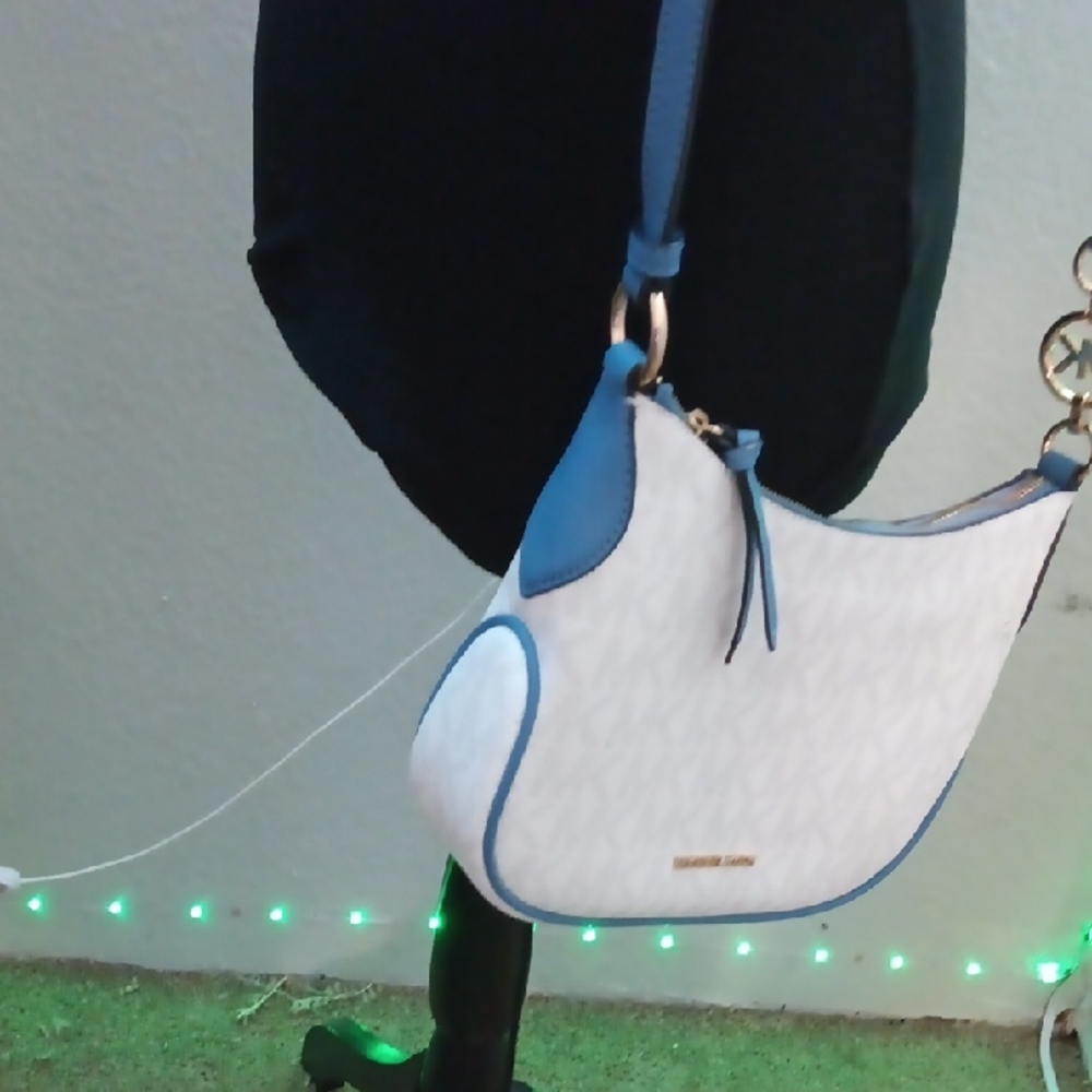 Michael Kors White and Blue Shoulder Bag with Modern Design